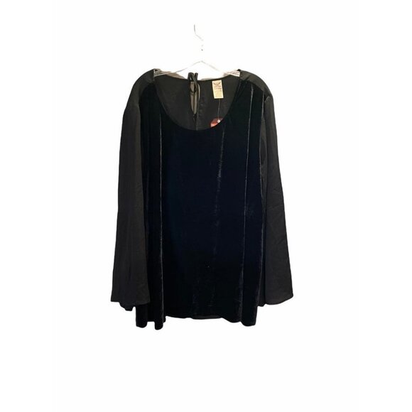 Velvet Bell Sleeve Black Blouse Size 4X - Picture 2 of 6